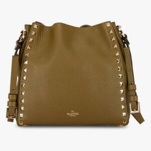 VALENTINO GARAVANI
Green Pebble Leather Small Rockstud Bucket Bag